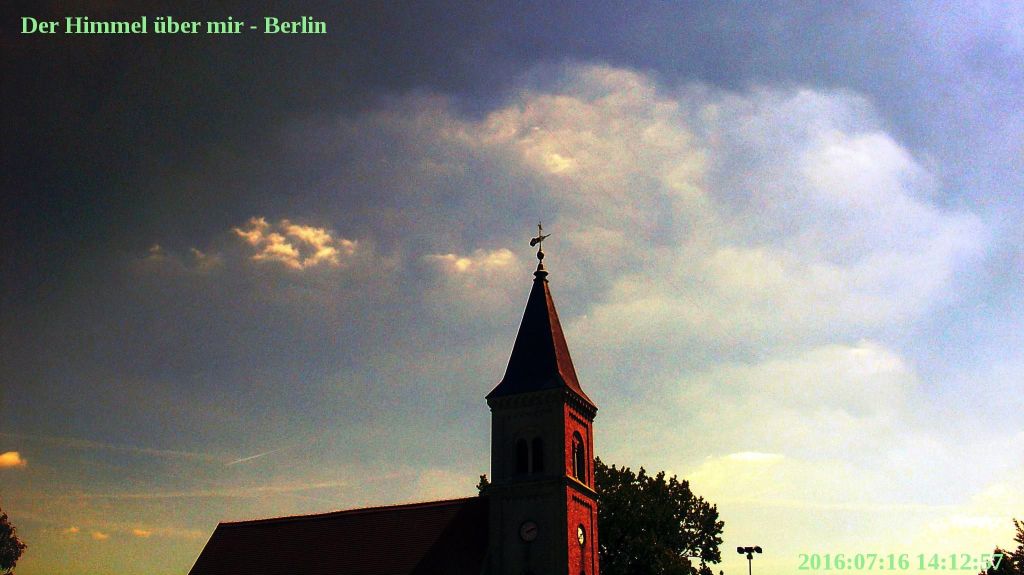 Alter Turm und neuer Himmel
